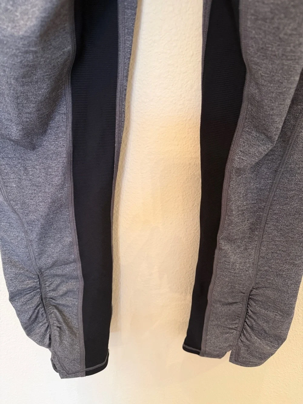 Lululemon Athletic Leggings in Charcoal and Black Size 10